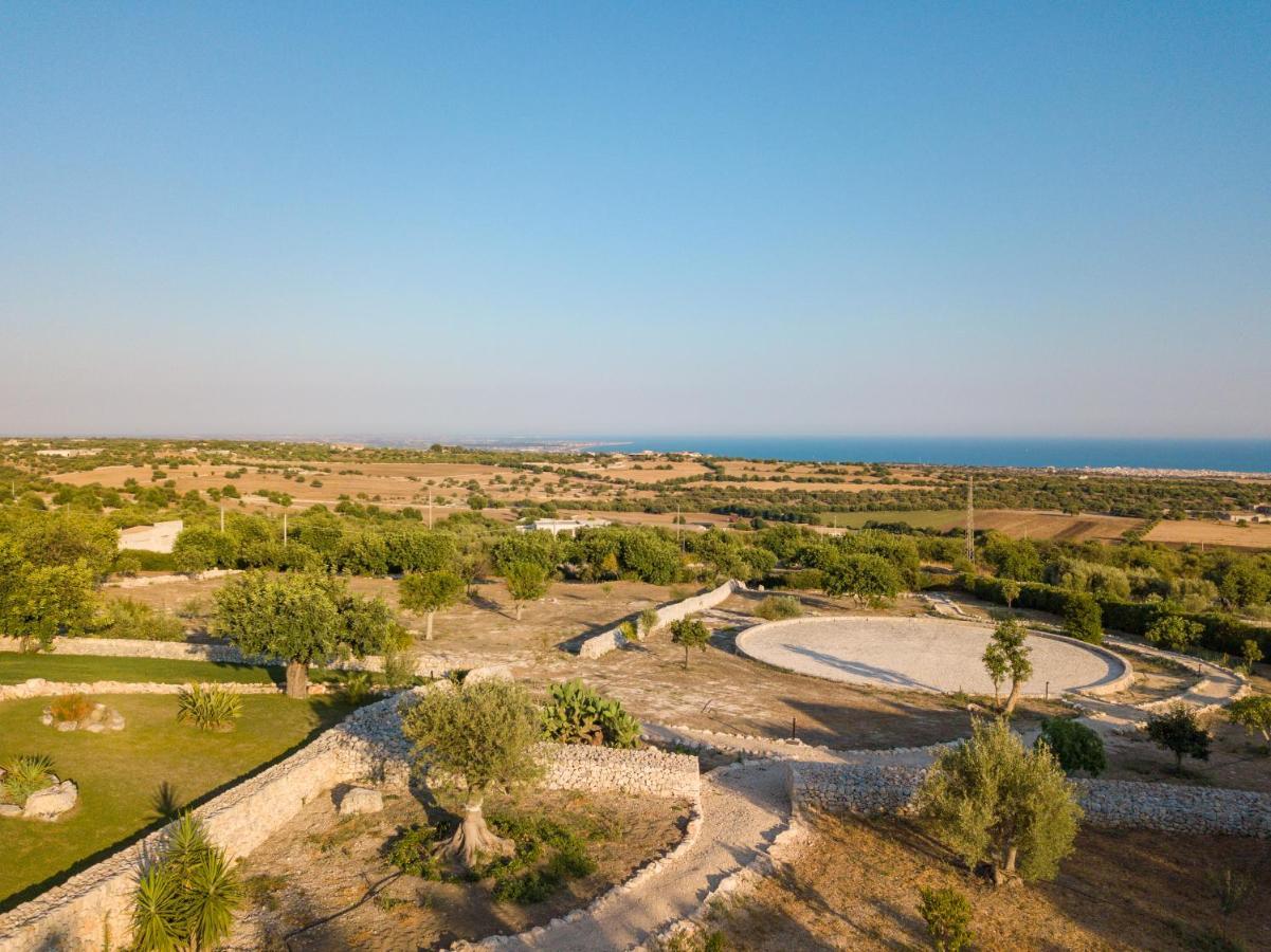 Baglio Cella - Appartamenti Per Vacanze Modica Zewnętrze zdjęcie